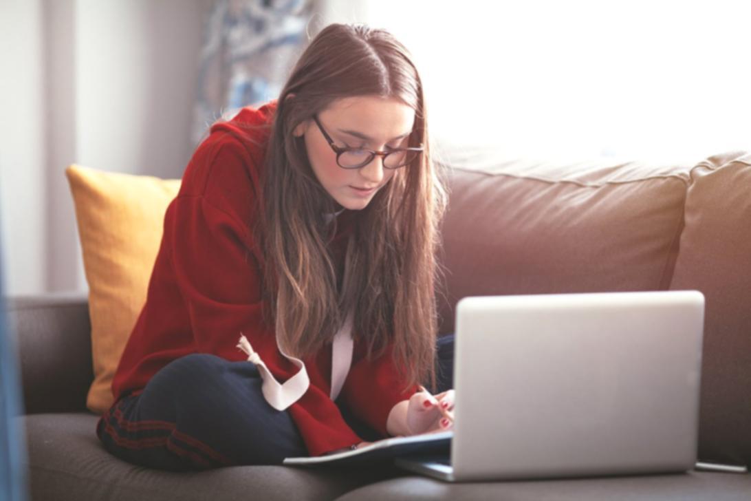 Darstellung eines persönlichen Entwicklungsprozesses von Selbsterkenntnis zu positiver Veränderung